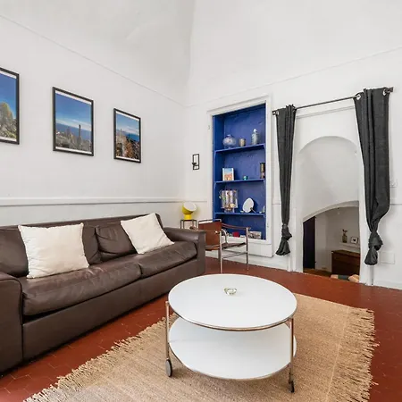 Les Sablettes - Vieille Parking Bord De Apartamento Menton